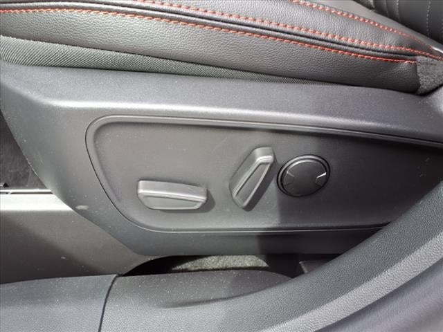 2025 Ford Escape ST-Line Elite