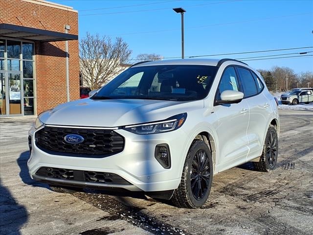 2025 Ford Escape Hybrid ST-Line Elite