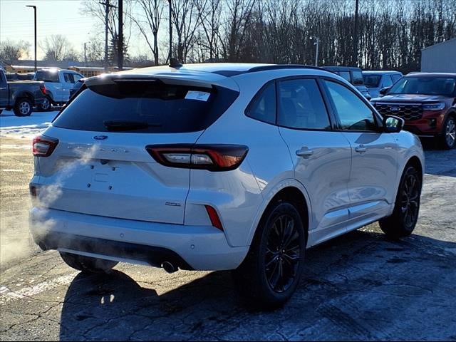 2025 Ford Escape Hybrid ST-Line Elite