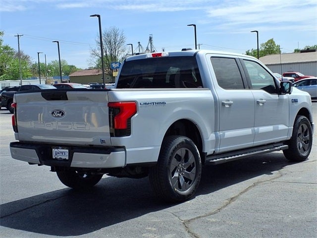 2025 Ford F-150 Lightning Flash