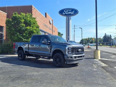 2025 Ford F-350SD Lariat