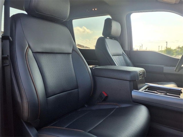 2025 Ford F-350SD Lariat