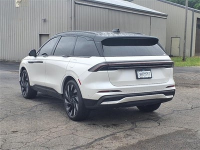 2024 Lincoln Nautilus Reserve