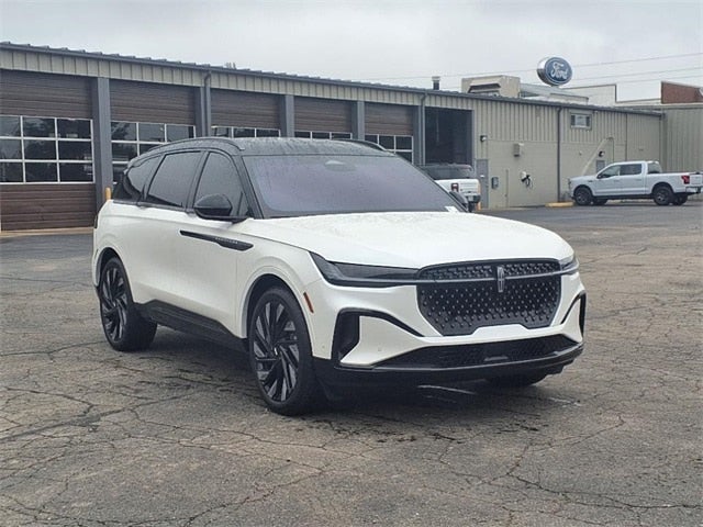 2024 Lincoln Nautilus Reserve