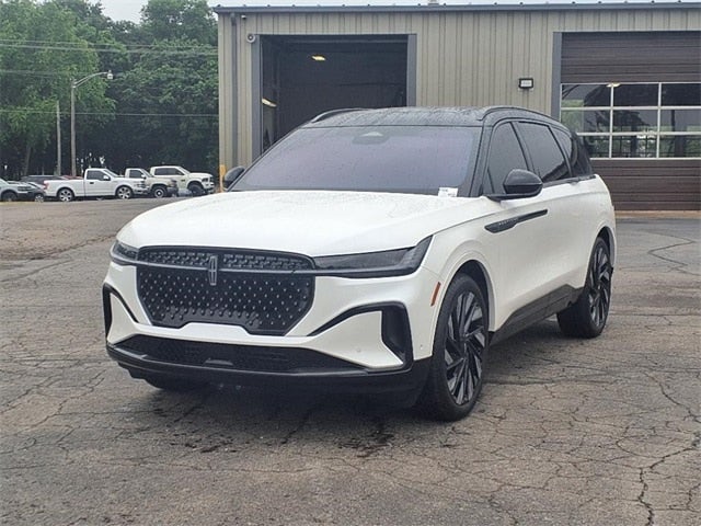 2024 Lincoln Nautilus Reserve